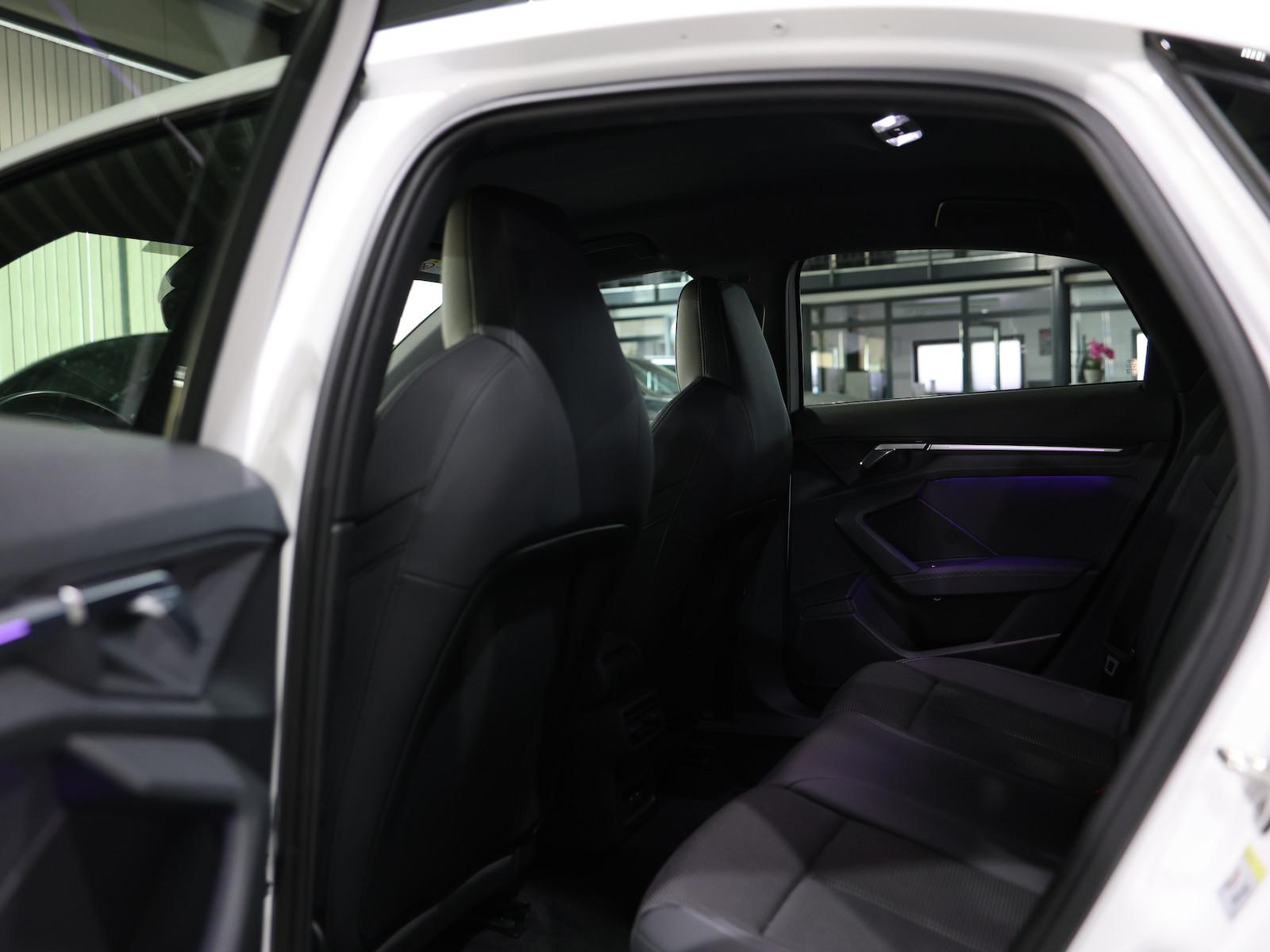 Audi A3 LIMOUSINE 35 TFSI S-LINE SPORT BLACK S-SITZE