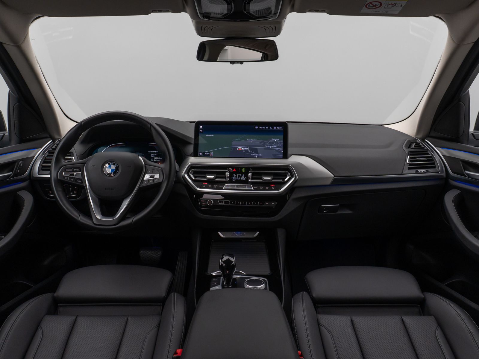 Fahrzeugabbildung BMW X3 xD20d KameraDAB HiFi Leder Alarm Sport 18Zoll