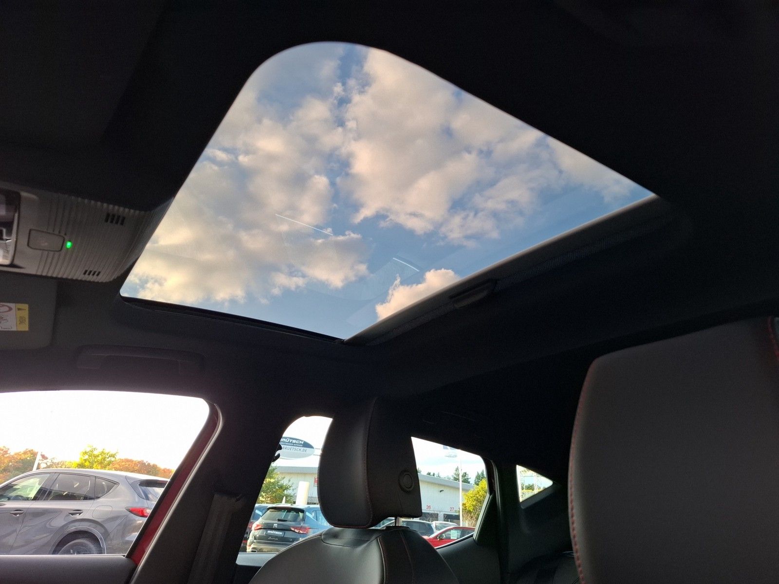 SEAT Leon FR 1.5 eTSI DSG / AHK / PANORAMA / VOLL-LED - Image 19