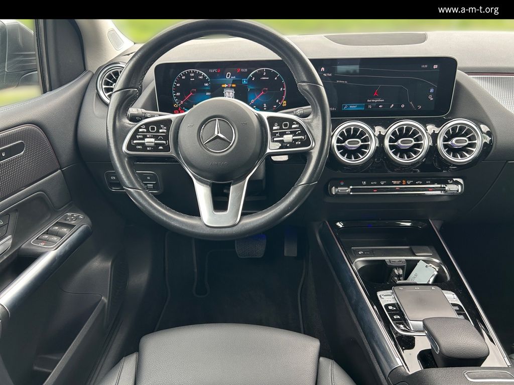 MERCEDES-BENZ B 200