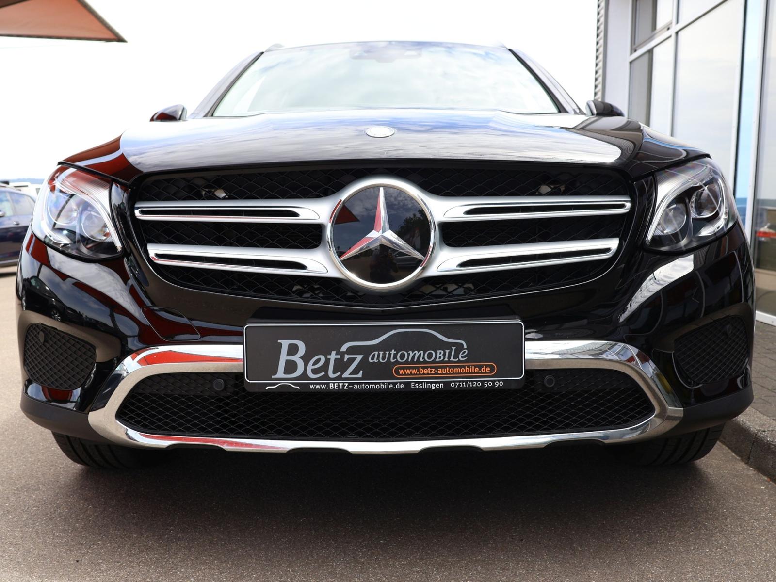 Mercedes-Benz GLC 250 d 4M Distronic AHK NAVI