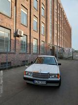 Mercedes-Benz w201 2.0 mit Style und Patina - Mercedes-Benz A 190 Limousine Gebrauchtwagen