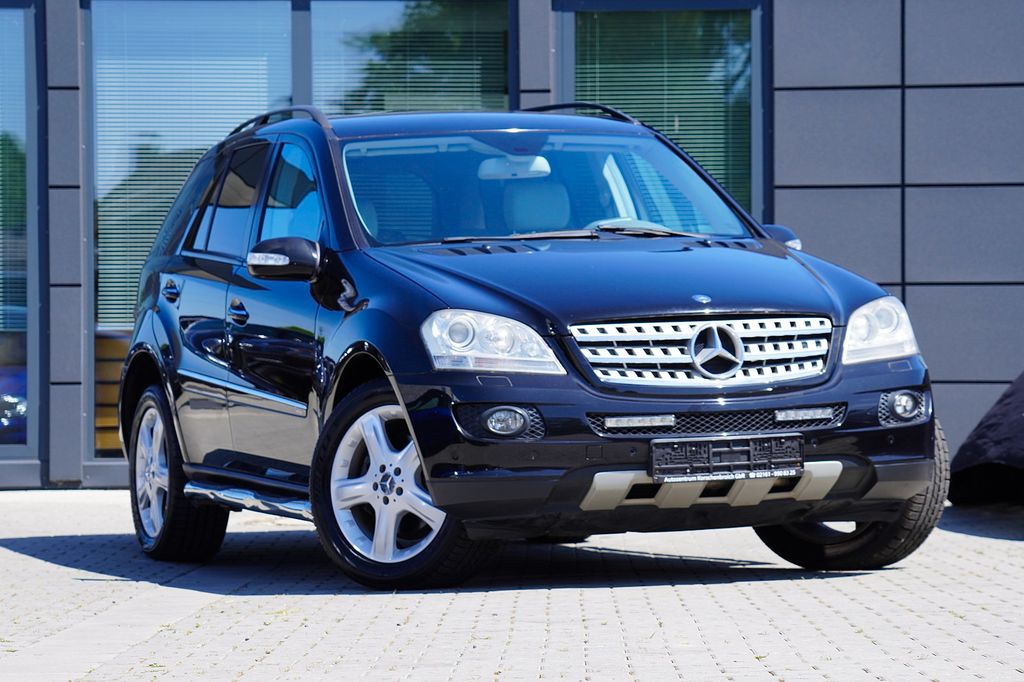 Mercedes-Benz ML 320
