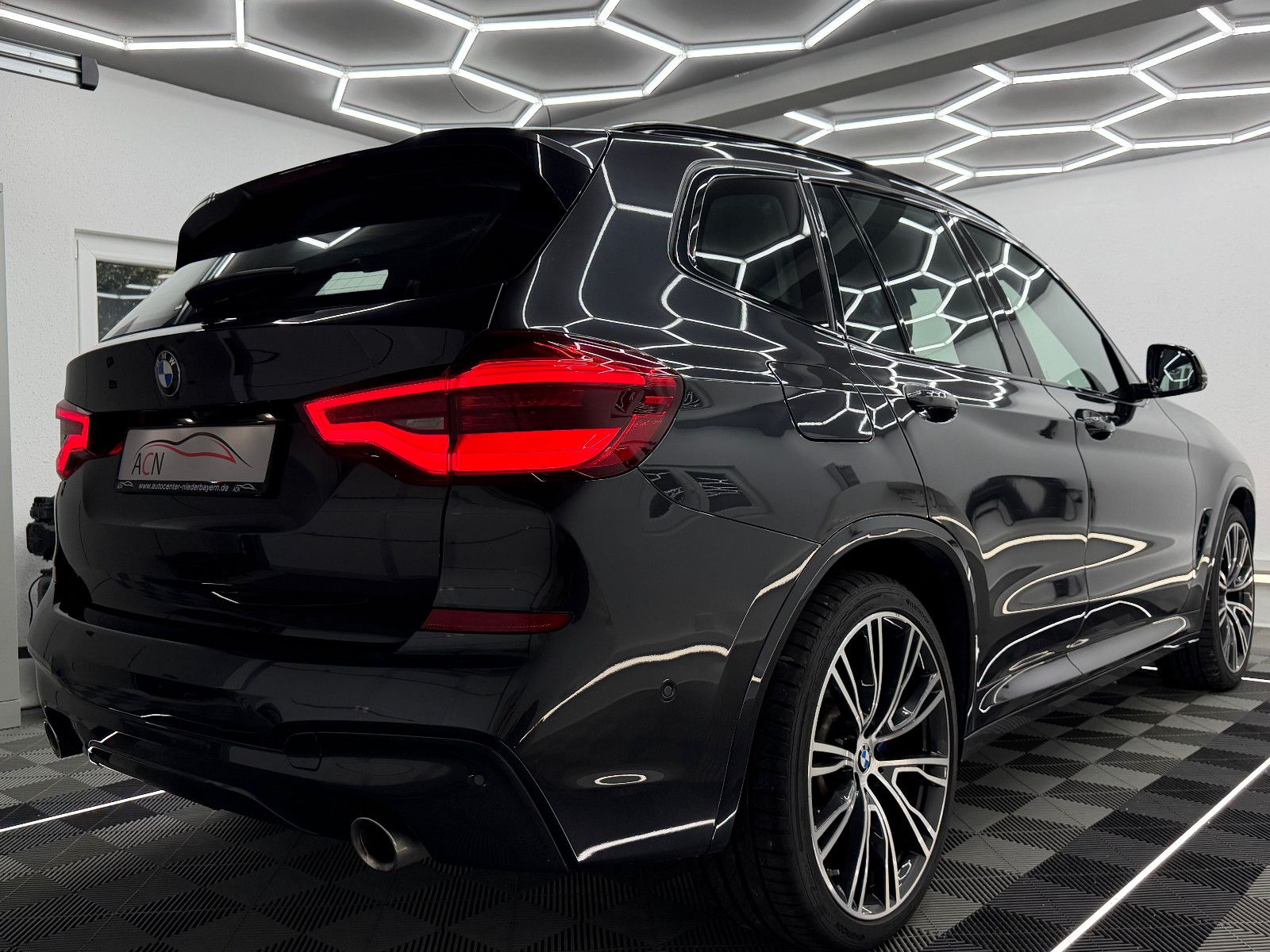 Fahrzeugabbildung BMW X3 xDrive 30 d M SPORT/H&K/LED/360*/ACC/HuD/AHK