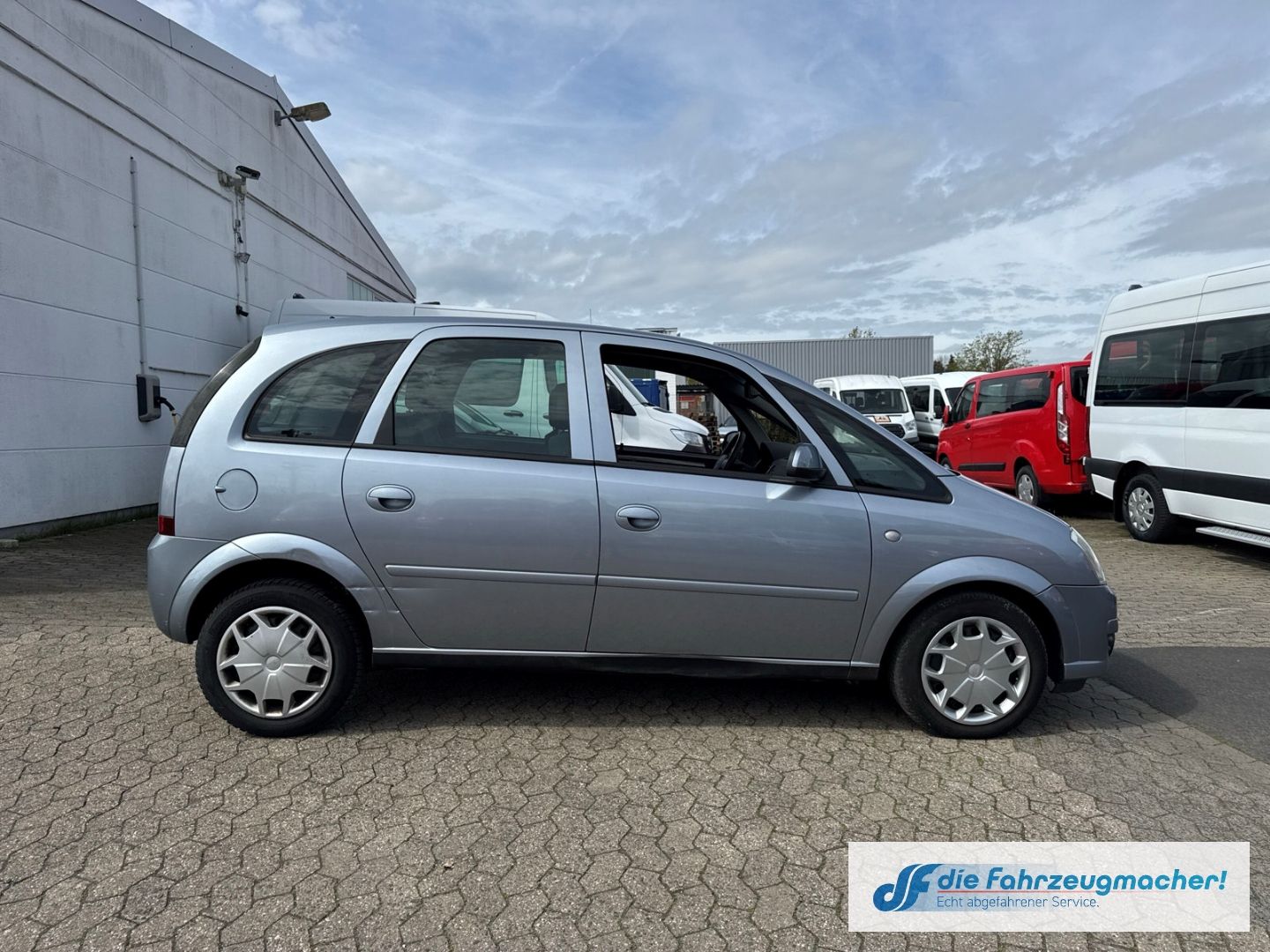 Fahrzeugabbildung Opel Meriva Edition GA Klima el.SP Spieg. *EXPORT