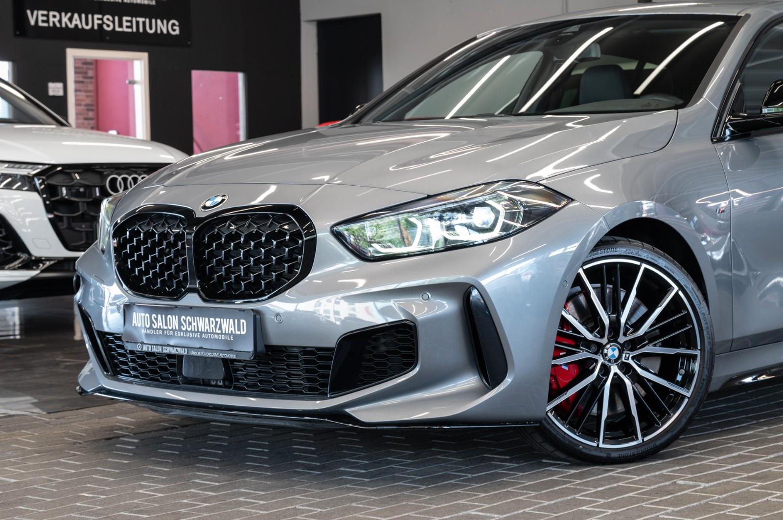 BMW M135i xDrive|COLOR VISION|M-PERFORMANCE PAKET