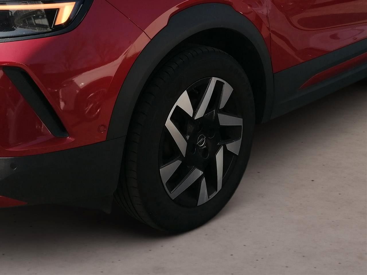 Fahrzeugabbildung Opel Mokka ELEGANCE 1.2T NAVI/LED/KAMERA/SPORT/VIRT.