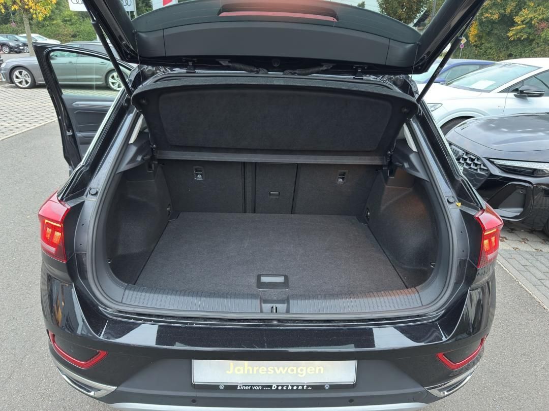 Fahrzeugabbildung Volkswagen T-ROC Style Style,AHK,GJR,APP-Connect,Navi,PDC,C