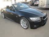 BMW 320 i Cabrio M-Paket - BMW 320 aus 2010: 320i