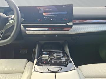 صورة مصغرة 22 لـ 2025 BMW I5