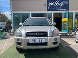 Hyundai Tucson2.0GLS TÜV NEU,VOLLLEDER,KLIMAAUT,SITZHEIZ - gebrauchte Hyundai TUCSON aus dem Jahr 2006