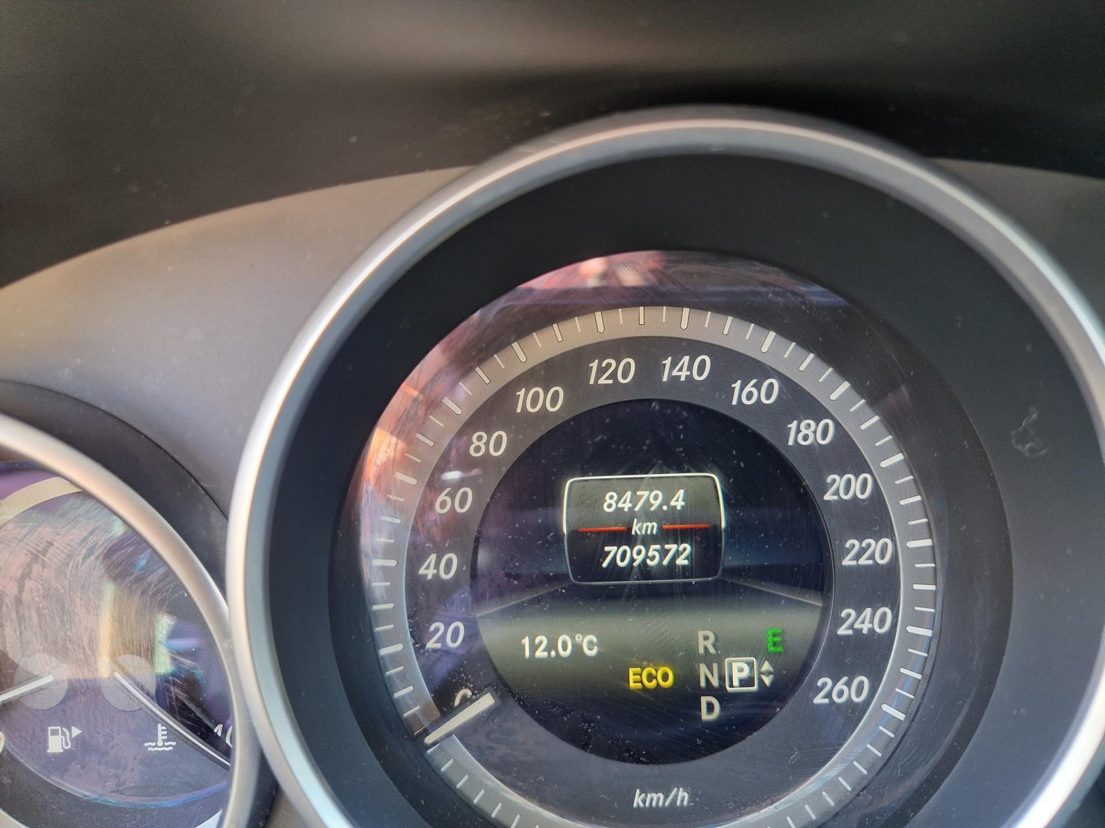 Mercedes-Benz E200 2015 — photo 10