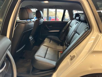 MYAUTOCENTER – Gebraucht- und Jahreswagen mit Werkstattservice in Pfaffenhofen BMW 3 Touring 320d *Klima*Automatik*Sitzheizung*