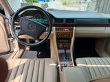 Mercedes-Benz E 320 - Mercedes-Benz 320: 320e