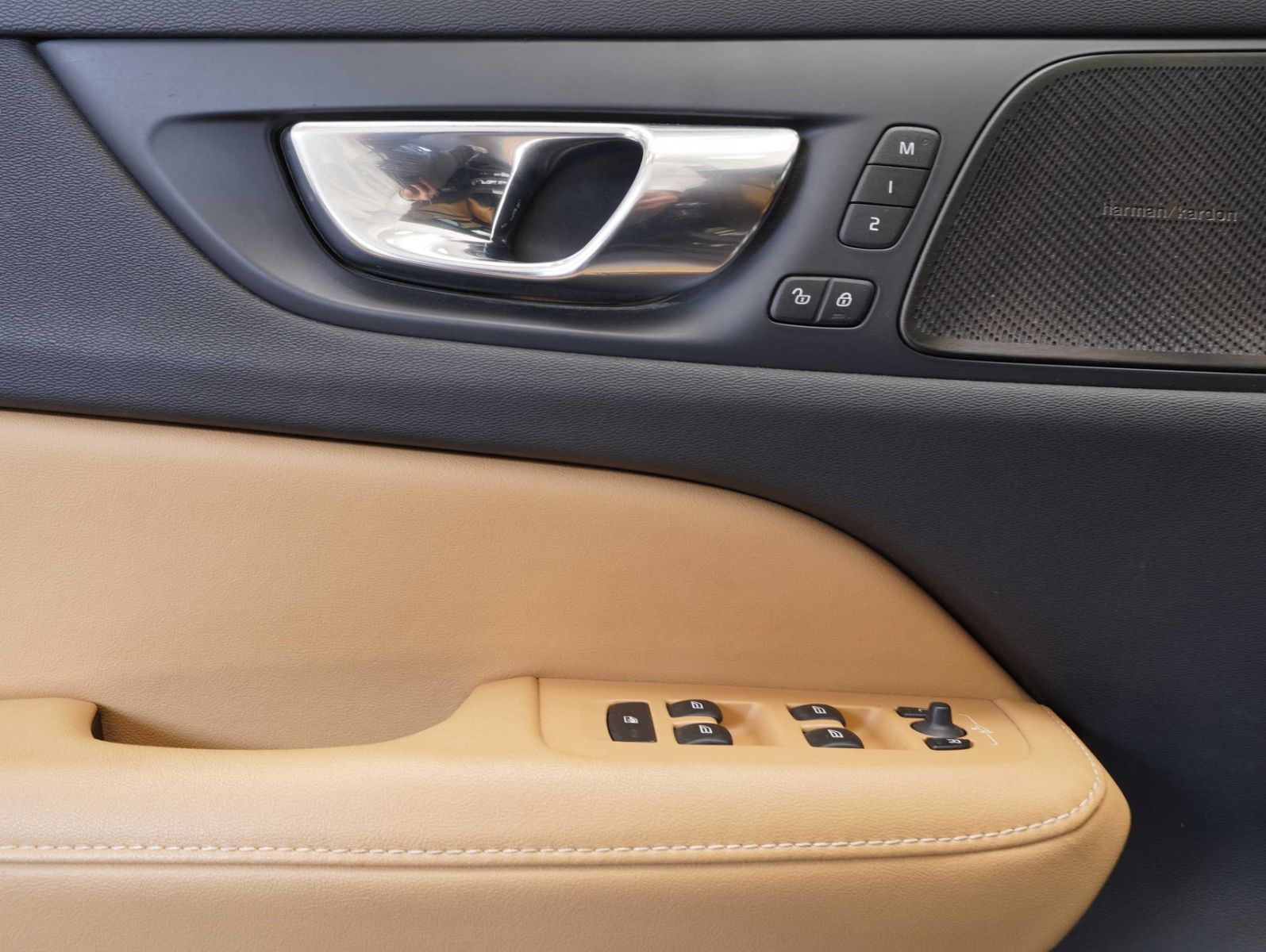 Fahrzeugabbildung Volvo V60 Kombi Inscription XENIUM/ACC/BLIS/PANO/360°