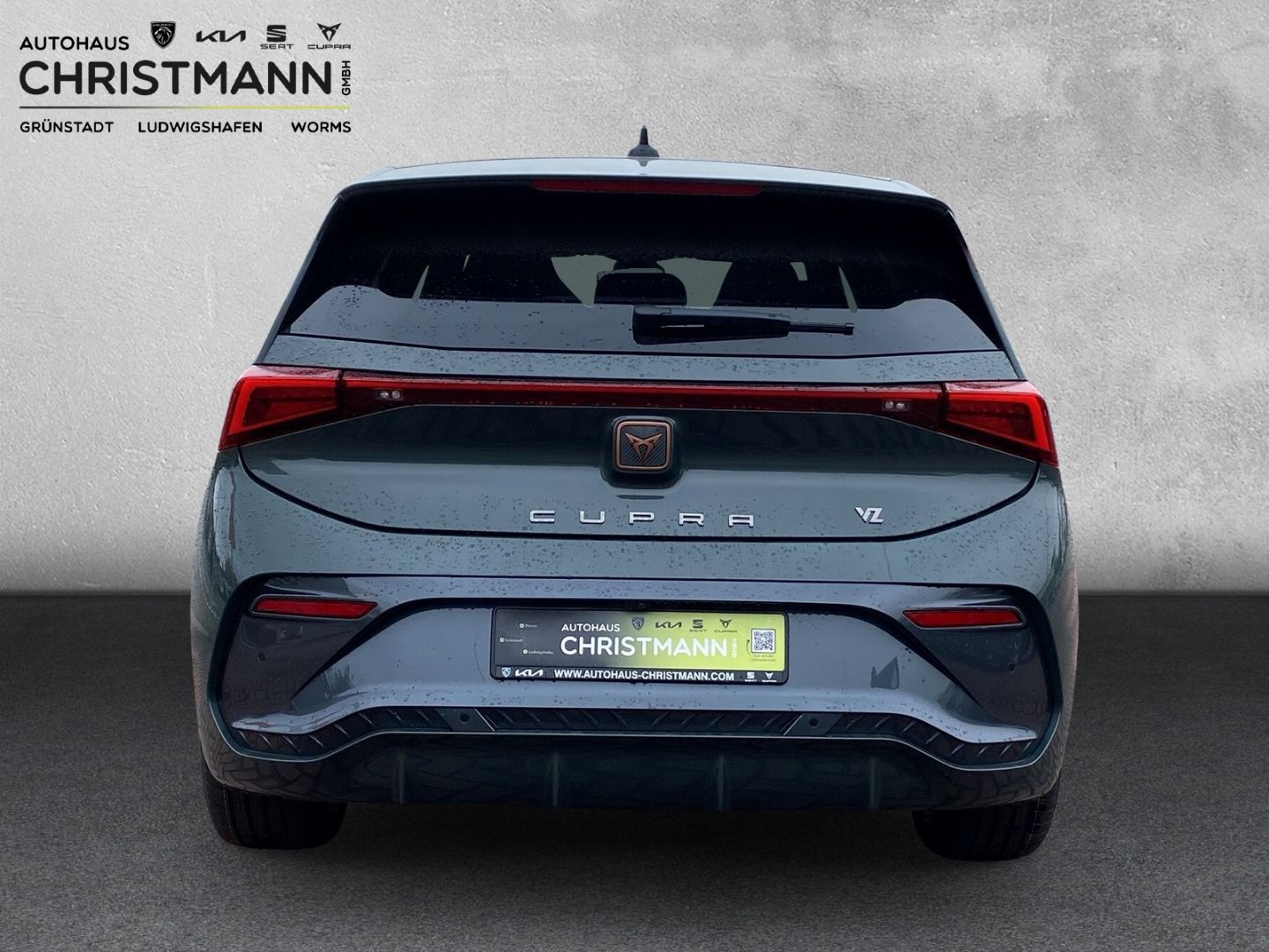 Fahrzeugabbildung CUPRA Born VZ 240 KW 79 kWh*NAVI*PANO*CAM*Sportsitze*N
