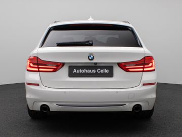 Fahrzeugabbildung BMW 520d xD Tour Sport Line Pano H/K Exklusiv Paket