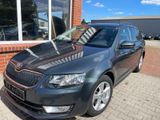 Skoda Octavia Combi Ambition - Skoda Octavia: Ambition Combi