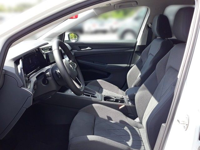 Fahrzeugabbildung Volkswagen Golf VIII 2.0TDI DSG Style NAVI+ACC+PARKLNK+AHK+