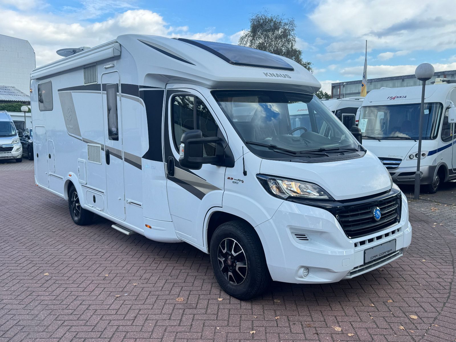 Fahrzeugabbildung Knaus SUN TI 700 MEG PLATINUM SELECTION FIAT 1.HAND