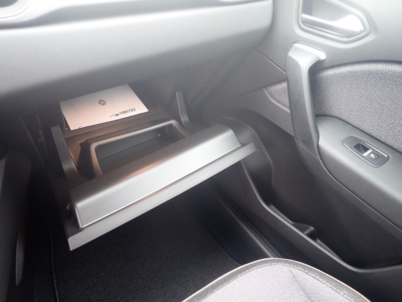 Fahrzeugabbildung Renault Captur Techno Mild Hybrid 140 EDC