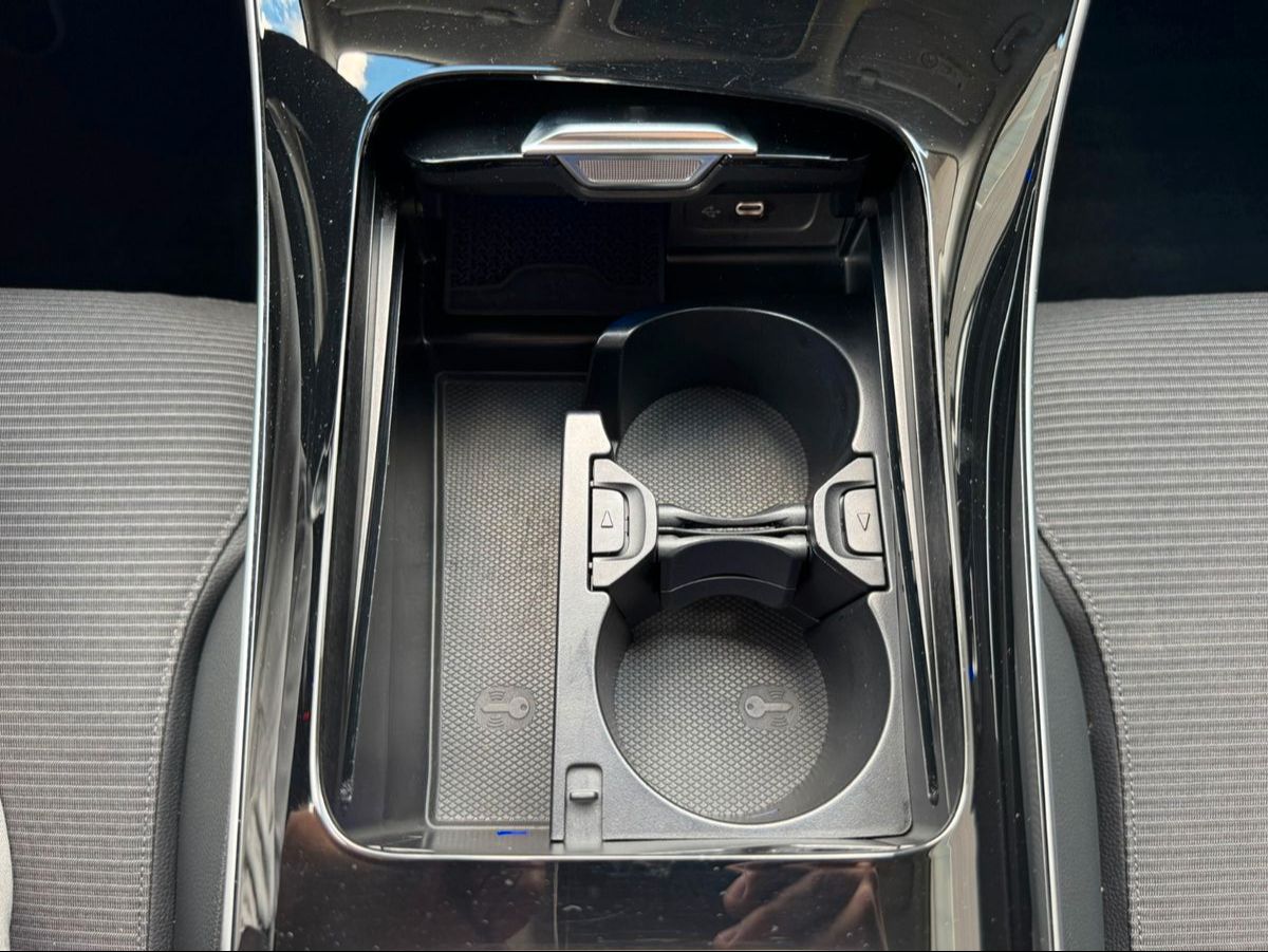 Fahrzeugabbildung Mercedes-Benz C 200 d T Avantgarde AHK+R-Kamera+Ambiente+Carp