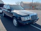 Mercedes-Benz E 300 - gebrauchte Mercedes-Benz E 300 aus dem Jahr 1993