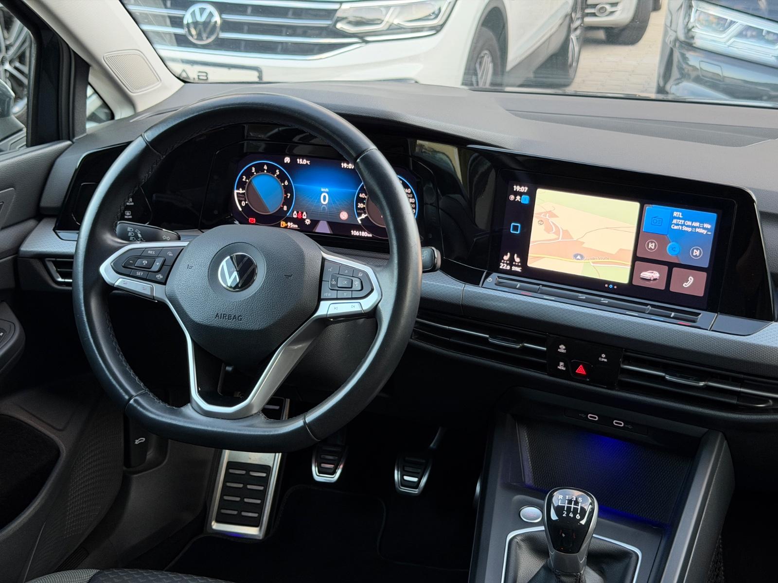 Volkswagen Golf VIII Lim. Active/LED/NAVI/Alu/Top Zustand., миниатюра 19