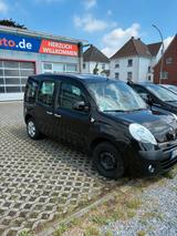 Renault Kangoo Happy Family 1.6 16V 105 Happy Family - Renault Kangoo aus 2013 mit Benzin-Antrieb: Kleinbus