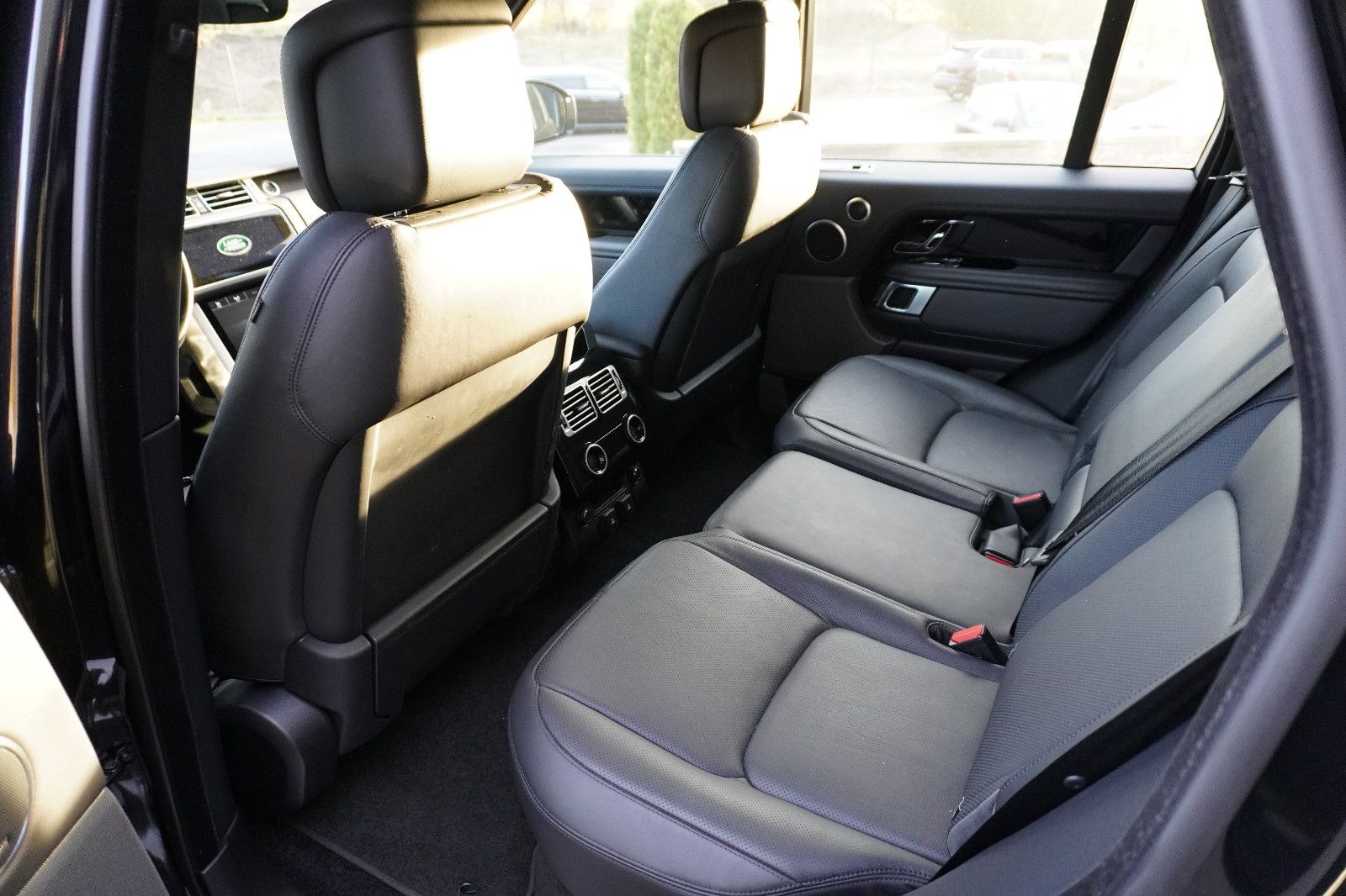 Fahrzeugabbildung Land Rover Range Rover Vogue