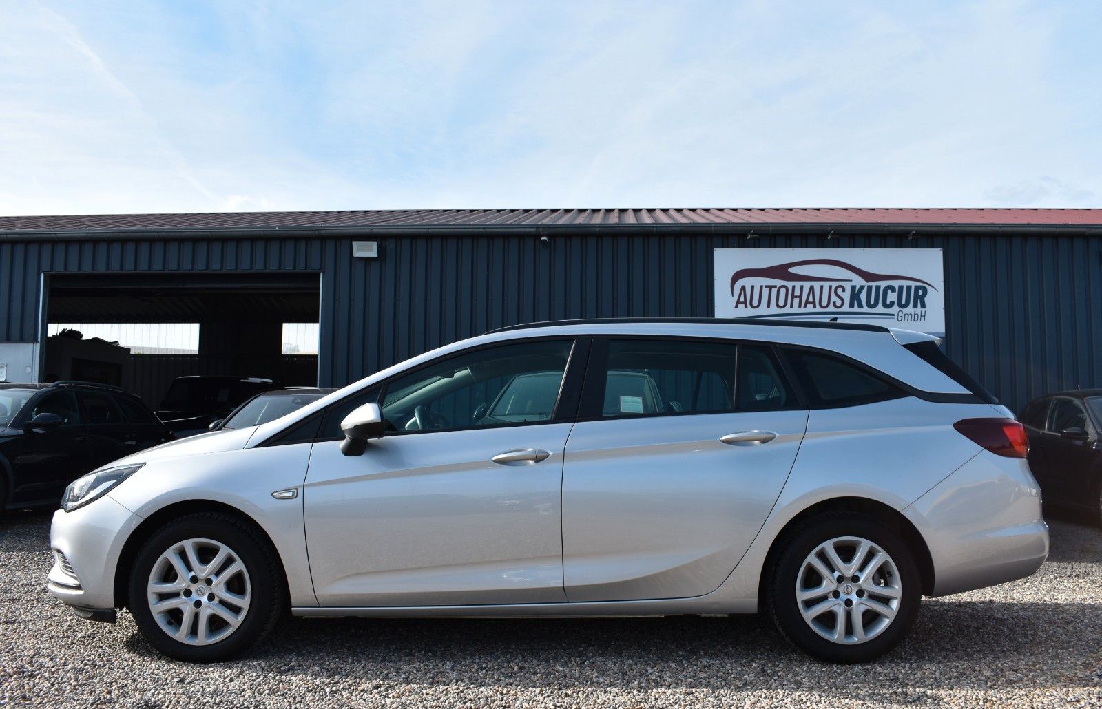 Fahrzeugabbildung Opel Astra K Sports Tourer Edition KLIMA/PDC/TEMPOMAT