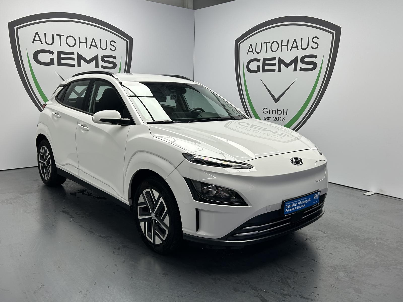 Hyundai KONA Kona Select R.Cam dig.Cockpit SHZ LED ACC DAB
