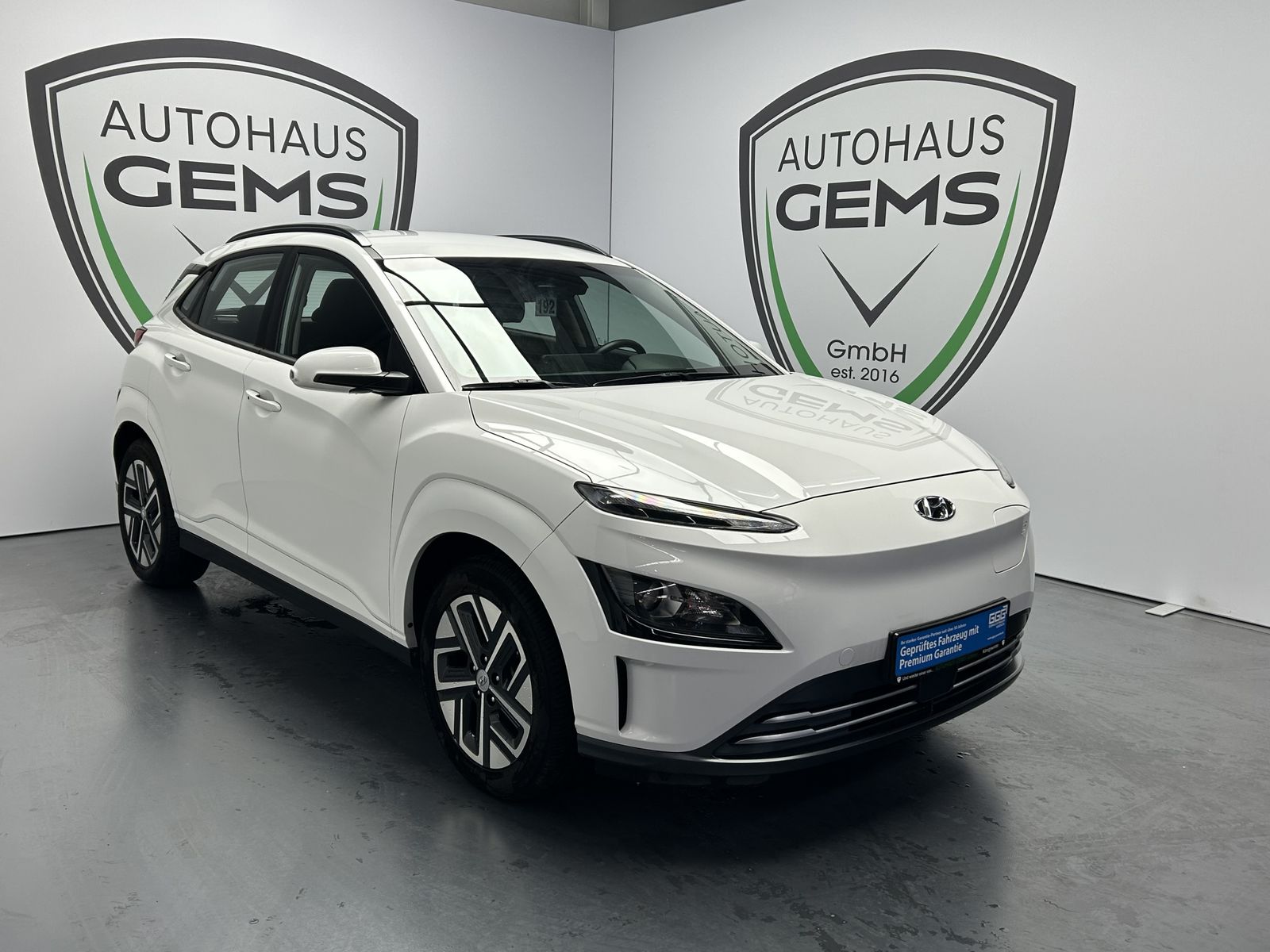 Hyundai Kona Select R.Cam dig.Cockpit SHZ LED ACC DAB