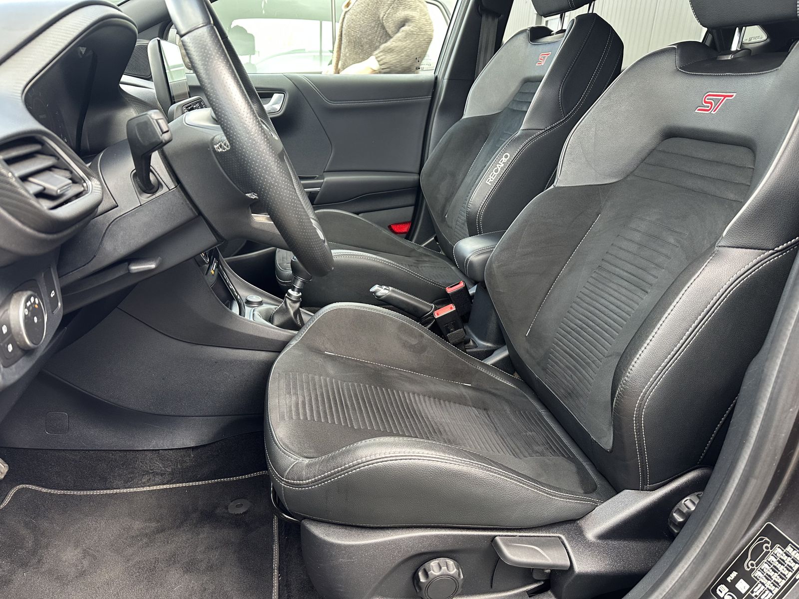 Fahrzeugabbildung Ford Puma 1.5 EB ST X NAV+LED+KAMERA+B&O+19ZO+DIGDISP