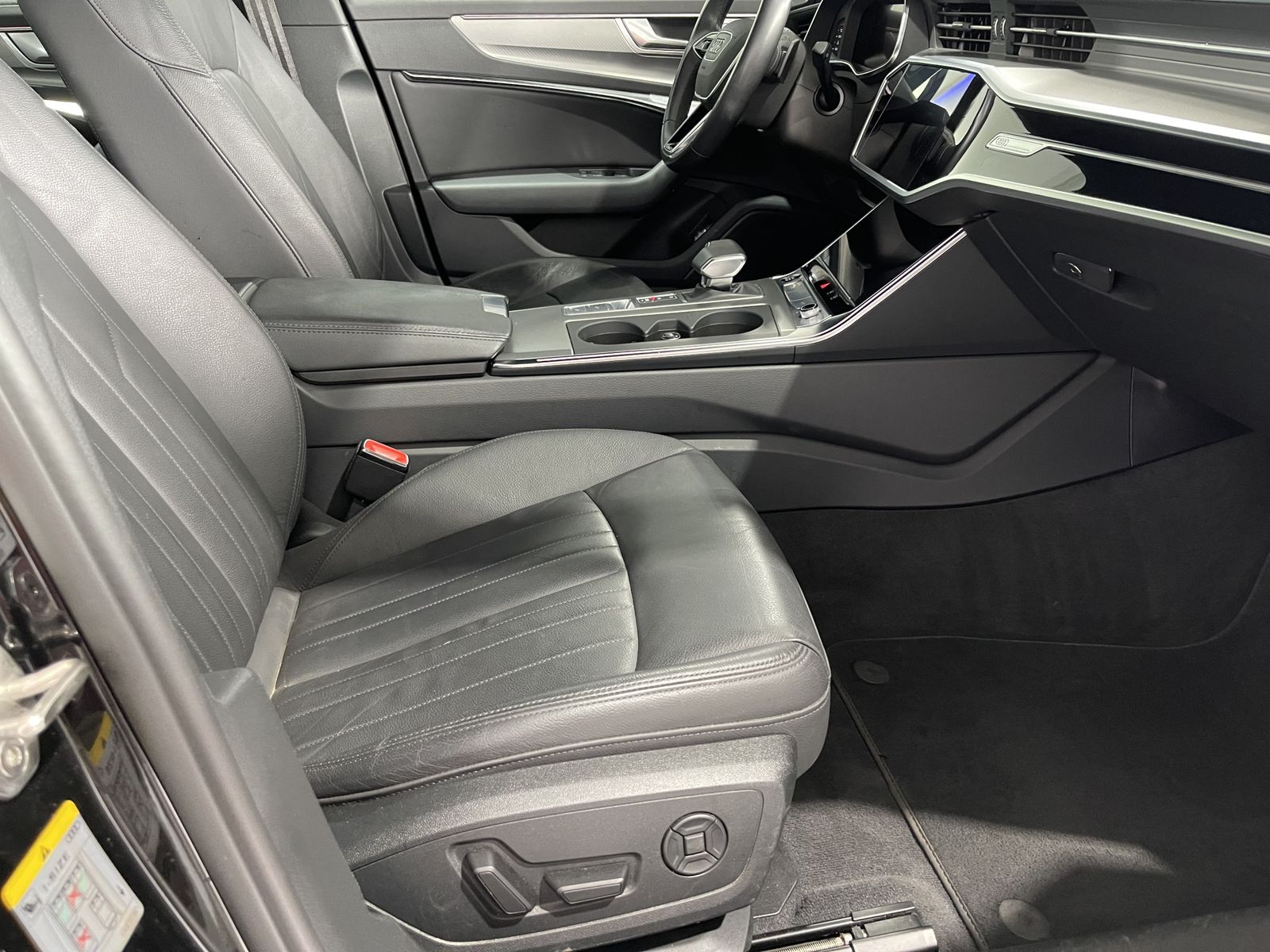 Fahrzeugabbildung Audi A6 40 TDI*Matrix*Leder*Audi-Anschlussgarantie*