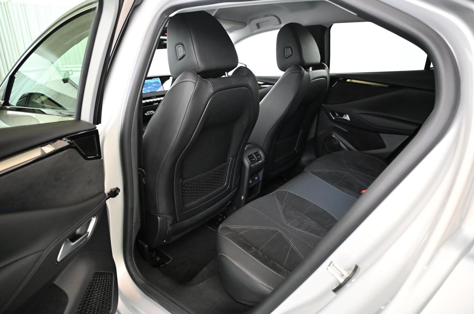 DS Automobiles DS4 1.6 E-Tense 225 Etolie Alcantara UVP 53.000 