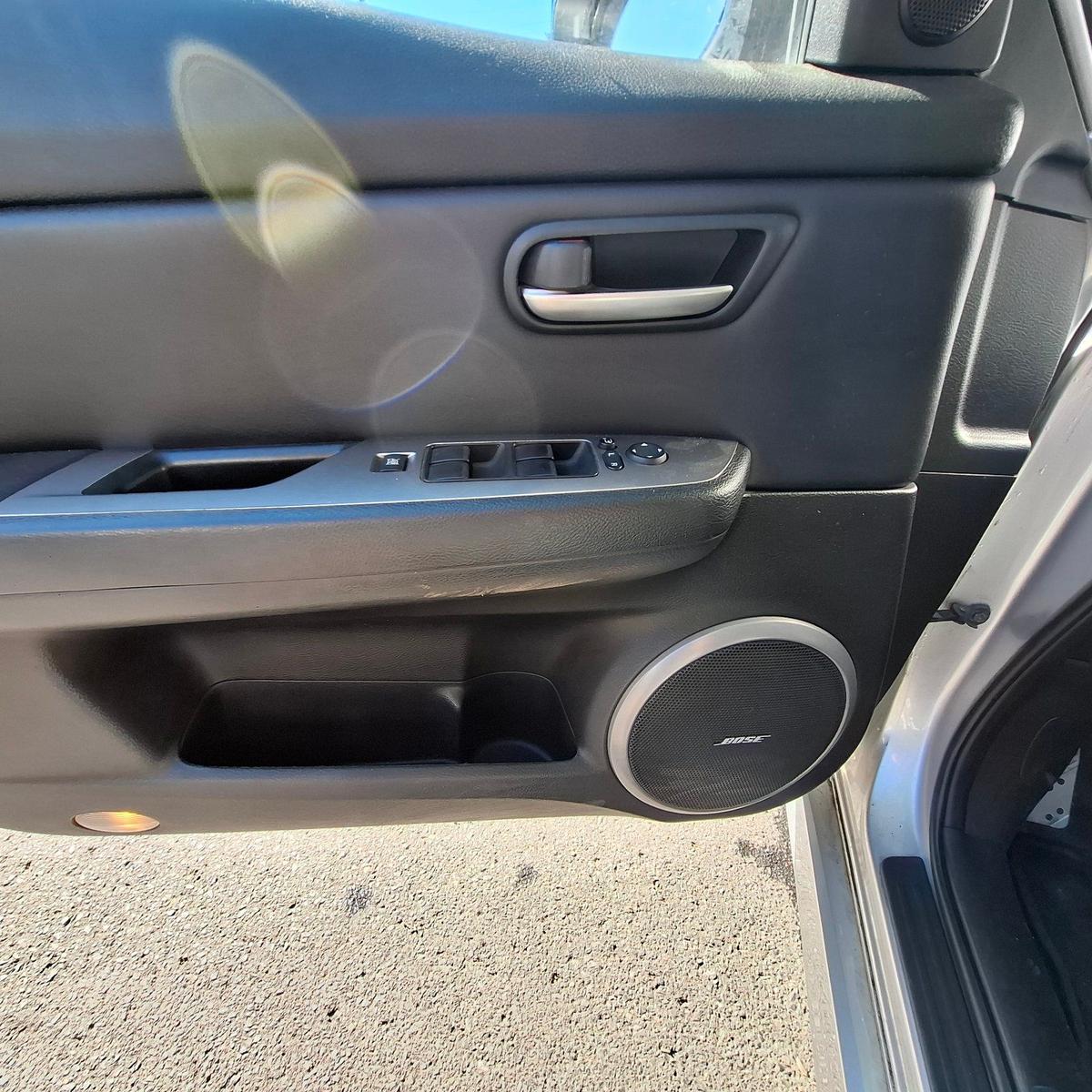 Mazda 2 2008 — photo 12