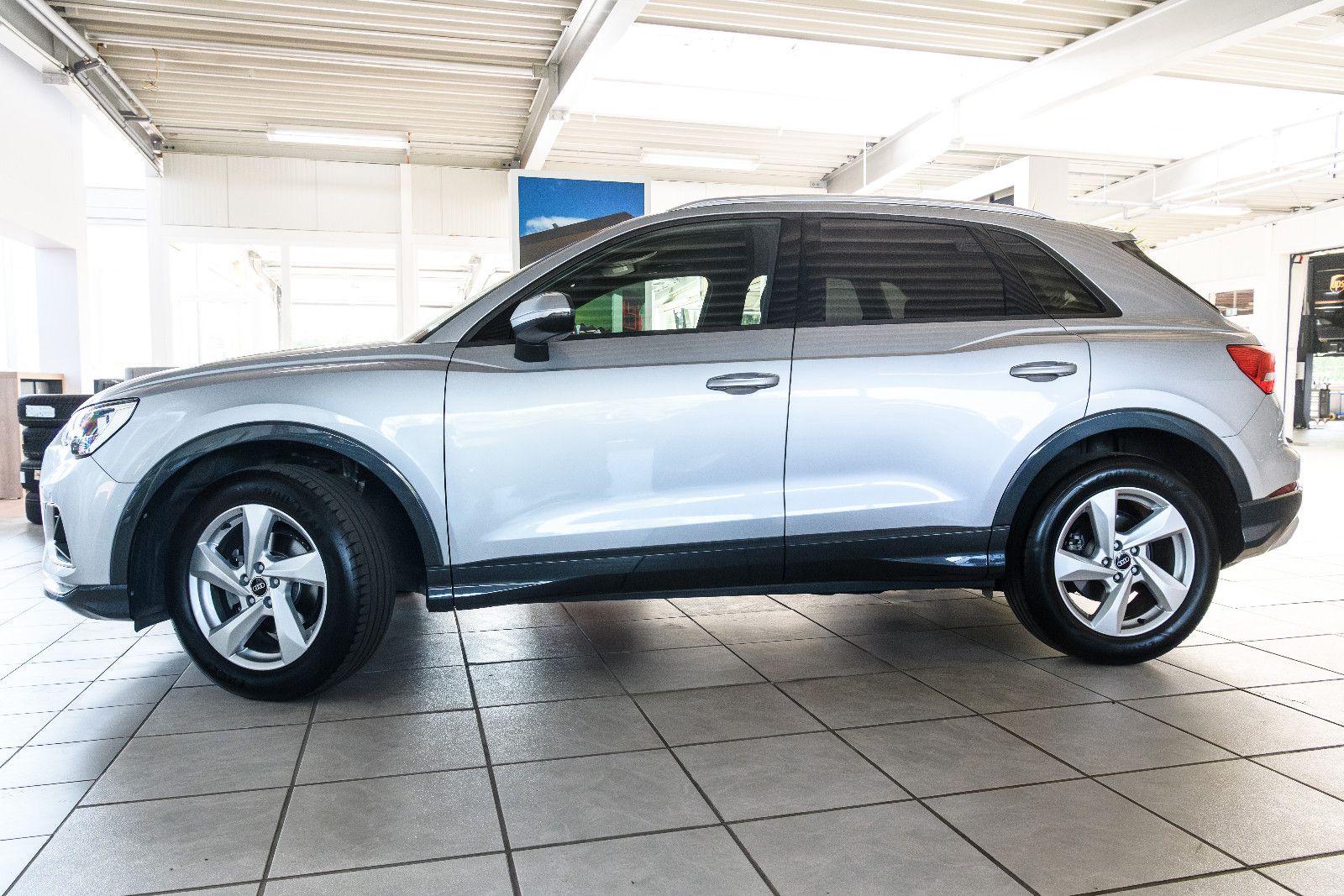 Fahrzeugabbildung Audi Q3 35 TFSI advanced +LED +elektr. Klappe