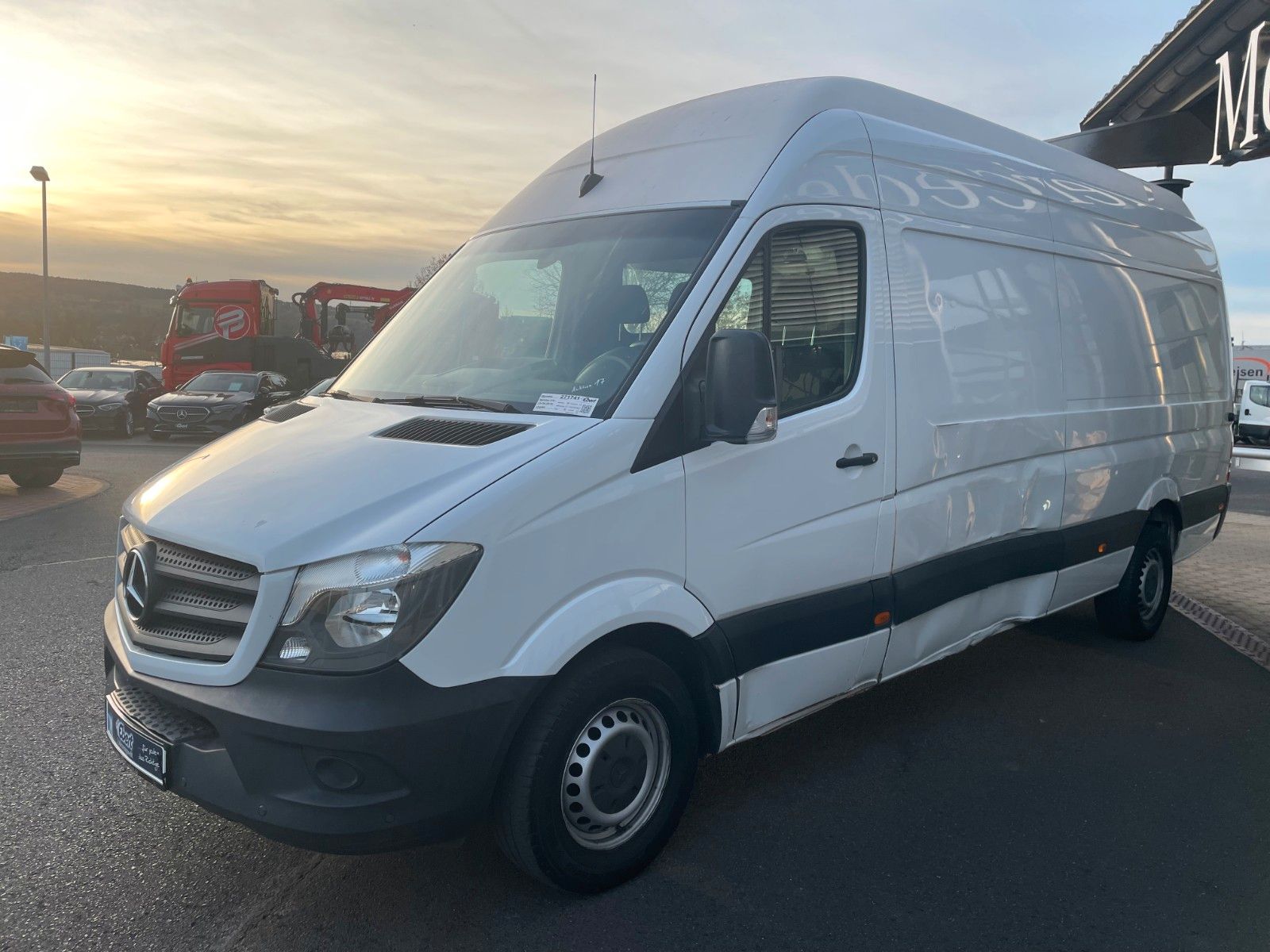 Fahrzeugabbildung Mercedes-Benz Sprinter 316 CDI Maxi Superhochdach AHK