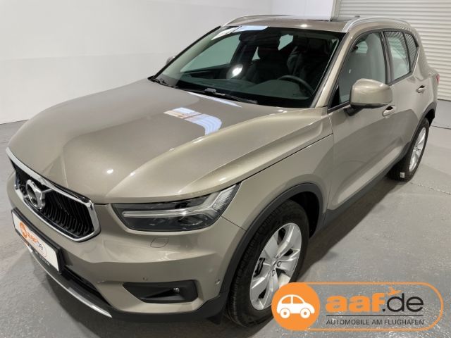 Volvo XC40 Momentum AWD Automatik EU6d Leder Navi Temp