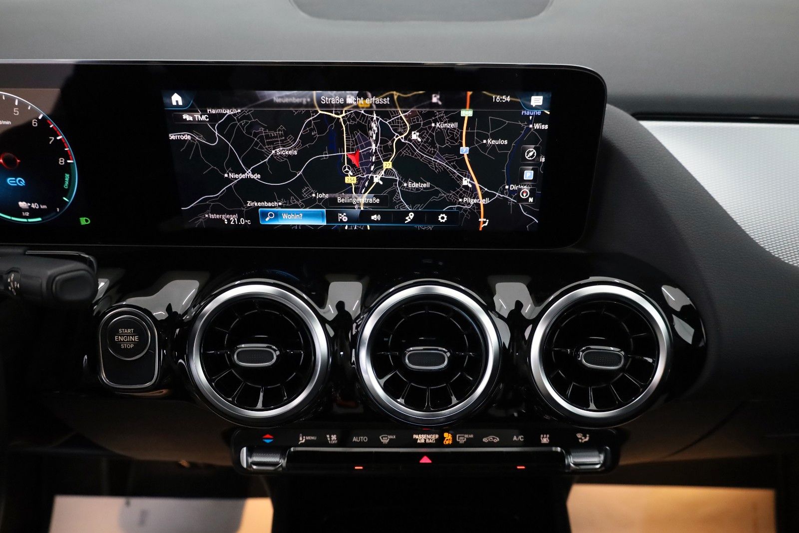 Fahrzeugabbildung Mercedes-Benz GLA 250e Style T.Leder,Navi,LED,Kamera,SH,Park P