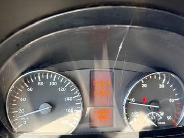 Mercedes Sprinter - 8