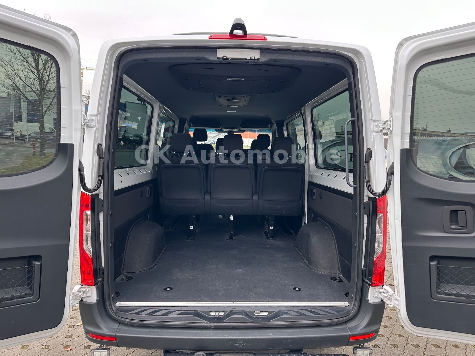 Fahrzeugabbildung Mercedes-Benz Sprinter III Tourer 316 CDI Autom/9 Sitze/Kamera