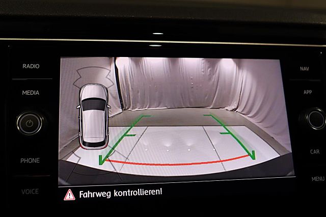 T-Roc R 4Motion DSG LED Navi Pano Sound Klima