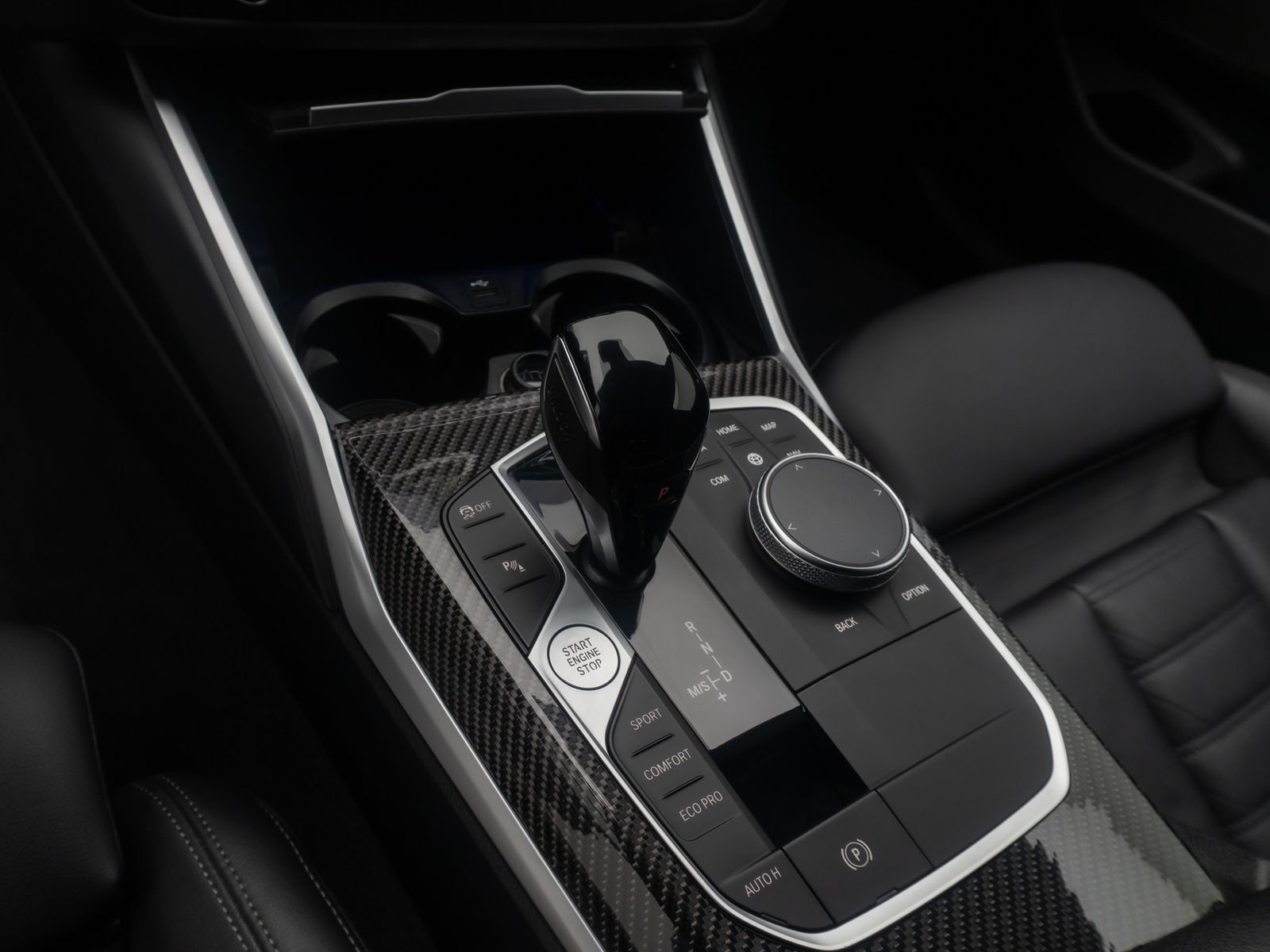 Fahrzeugabbildung BMW 320d xD M Sport Kamera Komfort DAB Individual