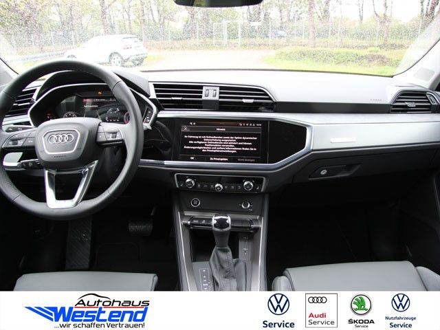 Fahrzeugabbildung Audi Q3 Sportback 2.0l TDI 147kW Navi LED VC Klima