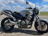 Honda Hornet 900 - HONDA HORNET 900