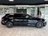 Audi A4 Avant 2..0 TDI S Line sport plus · Virtual - Audi A4: Line Plus
