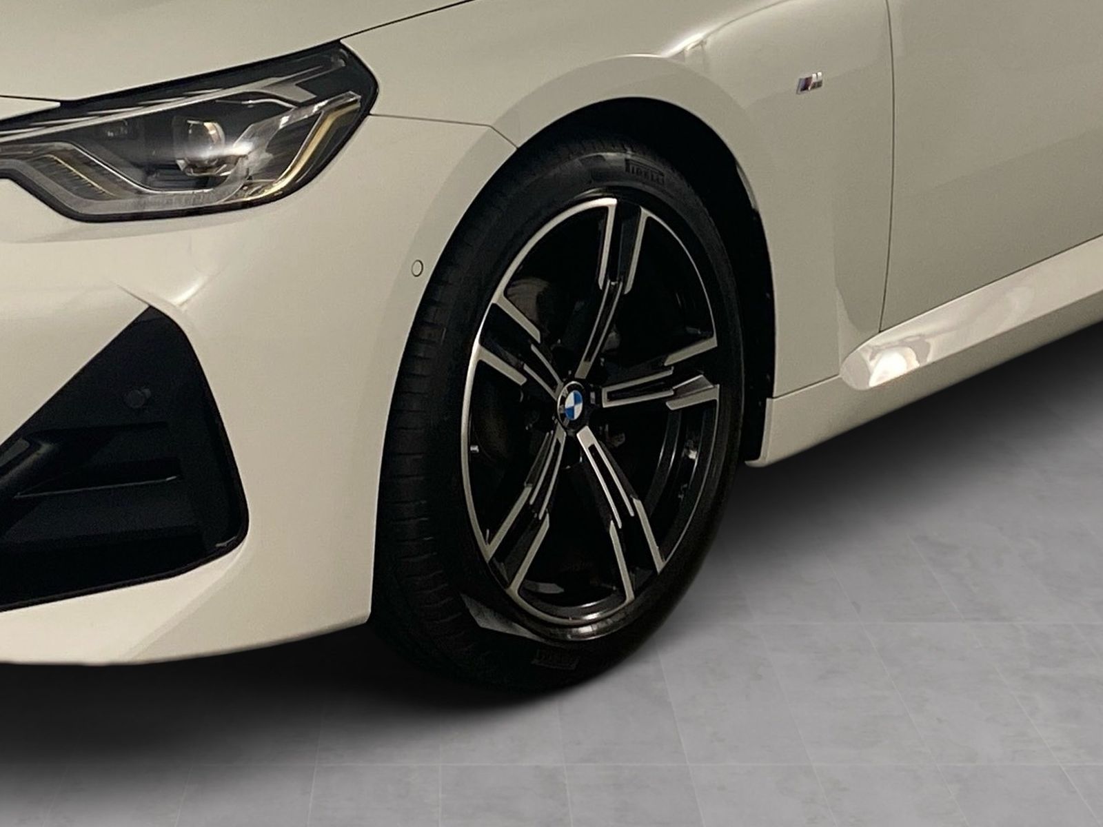 BMW 218 - Bild 8