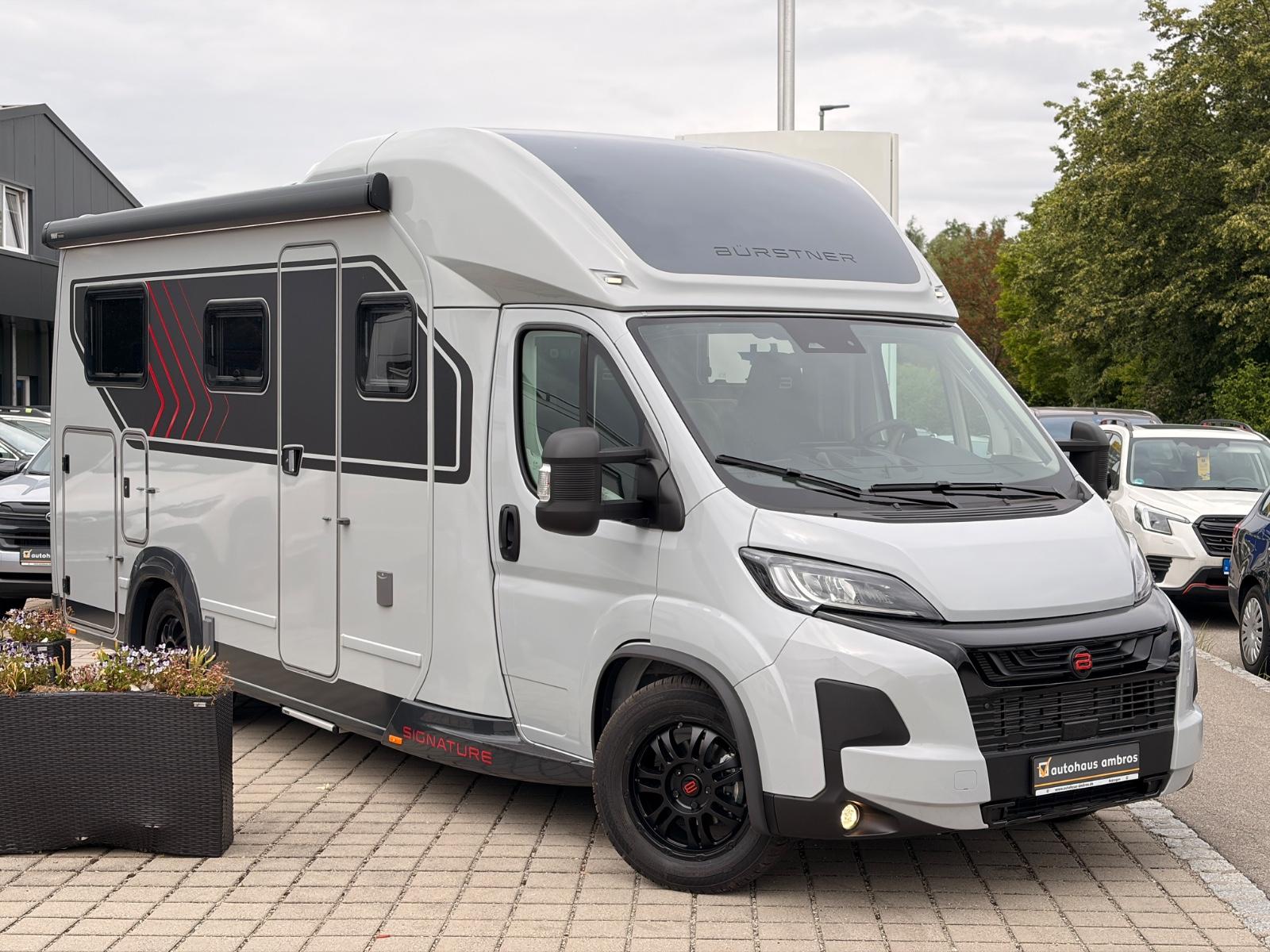 Bürstner Signature SFT 7.1 Hubbett*180PS*4,5T*AHK*5.Sitzp